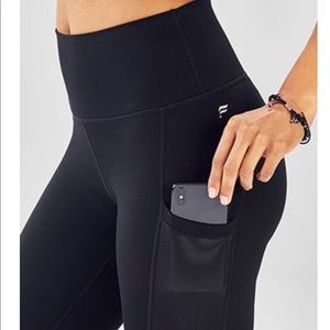 Fabletics powerhold legging 7/8 length size large